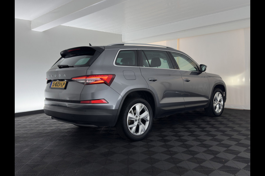 Škoda Kodiaq 1.5 TSI Business Edition [7-Pers.] (INCL-BTW) Aut. *LEATHER-FABRIC | FULL-LED | DIGI-COCKPIT | ADAPTIVE-CRUISE | HEATED-SPORTSEATS | CAMERA | KEYLESS | NAVI-FULLMAP | AMBIENTLIGHT | DAB+ | SHIFTPADDLES | ECC | PDC | 19''ALU*