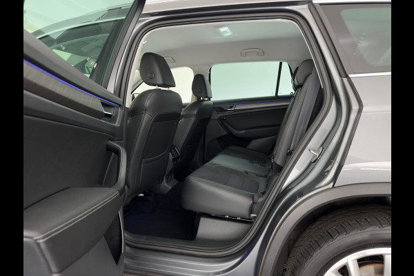 Škoda Kodiaq 1.5 TSI Business Edition [7-Pers.] (INCL-BTW) Aut. *LEATHER-FABRIC | FULL-LED | DIGI-COCKPIT | ADAPTIVE-CRUISE | HEATED-SPORTSEATS | CAMERA | KEYLESS | NAVI-FULLMAP | AMBIENTLIGHT | DAB+ | SHIFTPADDLES | ECC | PDC | 19''ALU*
