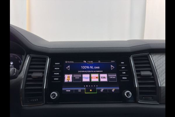 Škoda Kodiaq 1.5 TSI Business Edition [7-Pers.] (INCL-BTW) Aut. *LEATHER-FABRIC | FULL-LED | DIGI-COCKPIT | ADAPTIVE-CRUISE | HEATED-SPORTSEATS | CAMERA | KEYLESS | NAVI-FULLMAP | AMBIENTLIGHT | DAB+ | SHIFTPADDLES | ECC | PDC | 19''ALU*