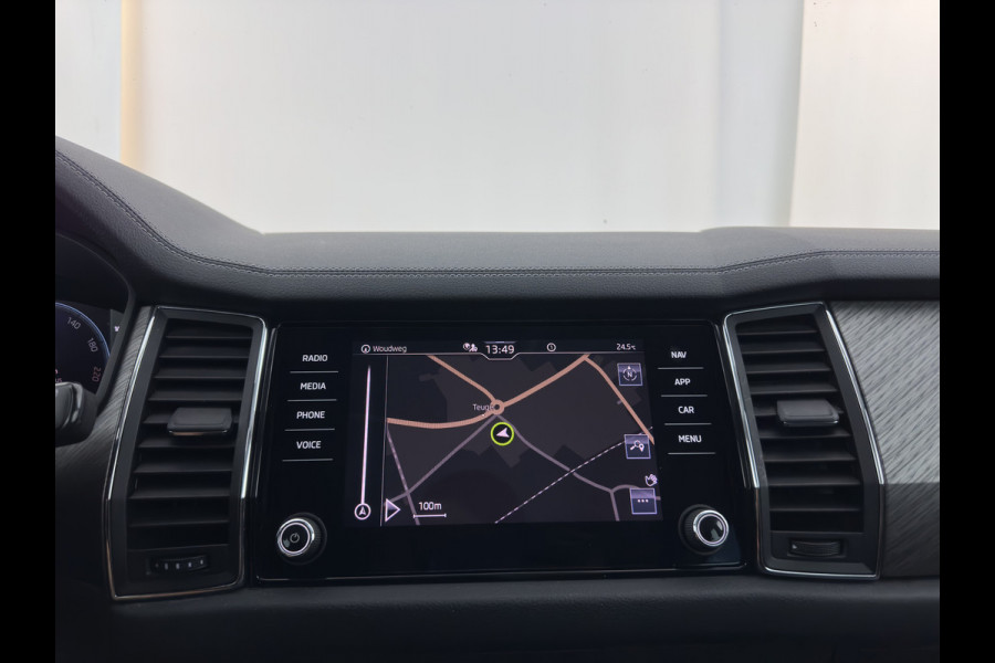 Škoda Kodiaq 1.5 TSI Business Edition [7-Pers.] (INCL-BTW) Aut. *LEATHER-FABRIC | FULL-LED | DIGI-COCKPIT | ADAPTIVE-CRUISE | HEATED-SPORTSEATS | CAMERA | KEYLESS | NAVI-FULLMAP | AMBIENTLIGHT | DAB+ | SHIFTPADDLES | ECC | PDC | 19''ALU*