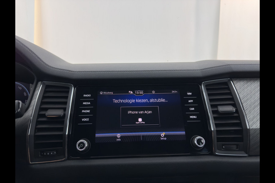 Škoda Kodiaq 1.5 TSI Business Edition [7-Pers.] (INCL-BTW) Aut. *LEATHER-FABRIC | FULL-LED | DIGI-COCKPIT | ADAPTIVE-CRUISE | HEATED-SPORTSEATS | CAMERA | KEYLESS | NAVI-FULLMAP | AMBIENTLIGHT | DAB+ | SHIFTPADDLES | ECC | PDC | 19''ALU*