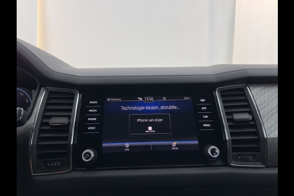 Škoda Kodiaq 1.5 TSI Business Edition [7-Pers.] (INCL-BTW) Aut. *LEATHER-FABRIC | FULL-LED | DIGI-COCKPIT | ADAPTIVE-CRUISE | HEATED-SPORTSEATS | CAMERA | KEYLESS | NAVI-FULLMAP | AMBIENTLIGHT | DAB+ | SHIFTPADDLES | ECC | PDC | 19''ALU*