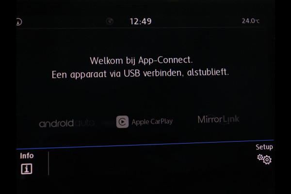 Volkswagen Tiguan 1.4 TSI Comfortline Business | Panoramadak | Adaptive cruise | Park assist | Navigatie | Carplay | Climate control | Stoelverwarming | Stoelmasage |
