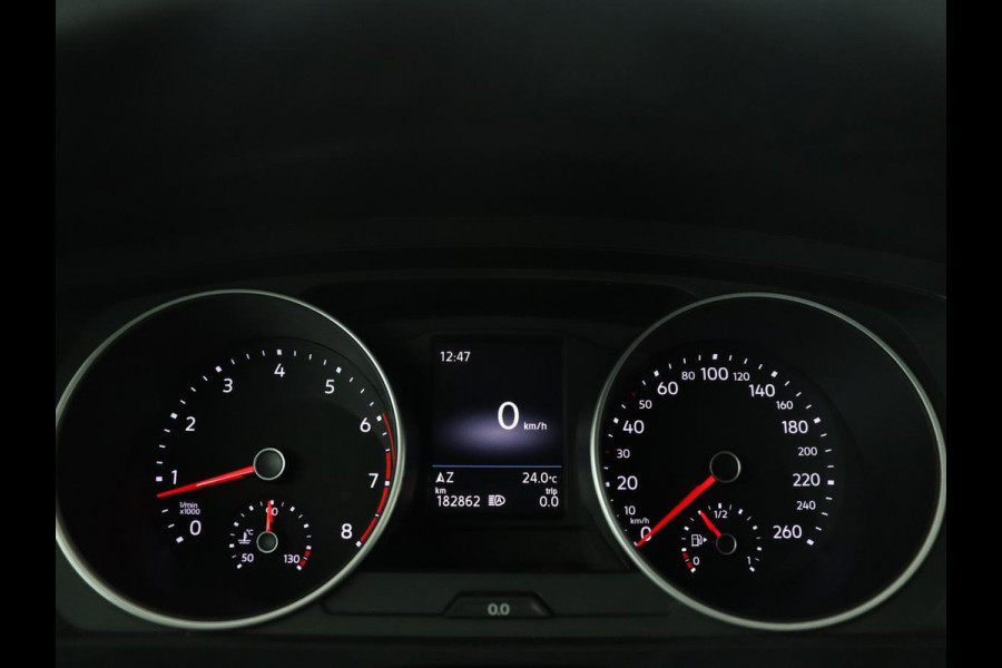 Volkswagen Tiguan 1.4 TSI Comfortline Business | Panoramadak | Adaptive cruise | Park assist | Navigatie | Carplay | Climate control | Stoelverwarming | Stoelmasage |