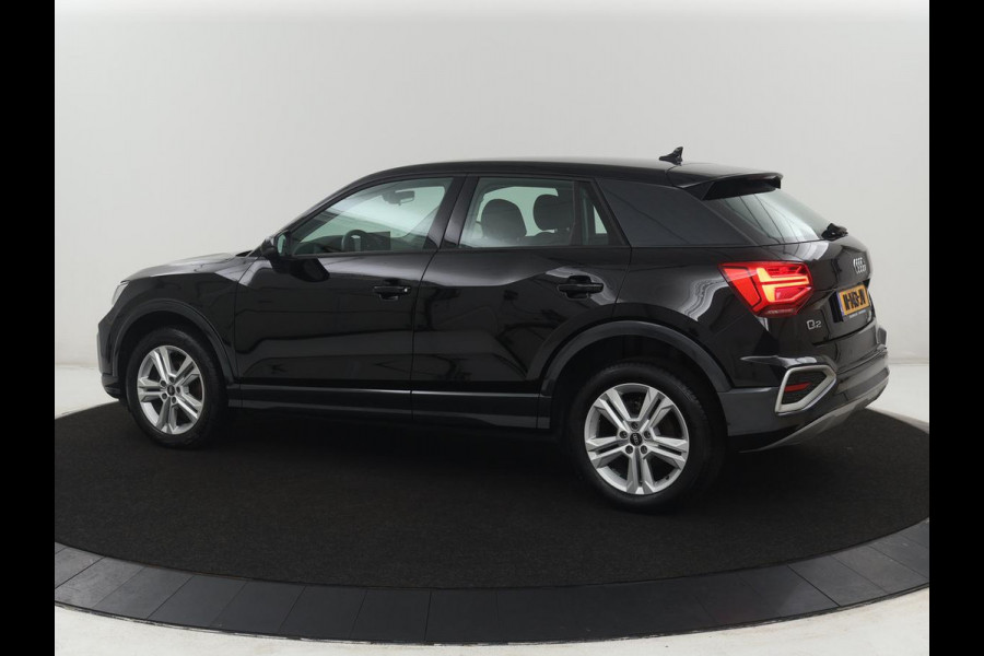 Audi Q2 35 TFSI Advanced edition | Virtual dashboard | Cruise control | Navigatie | Climate control | Carplay | DAB | Lichtmetaal 17'' |