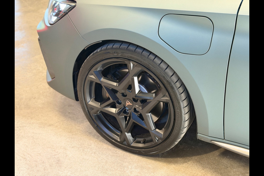 CUPRA Leon 1.5 TSI e-Hybrid VZ Extreme 272PK|PANO|FULL OPTIONS!