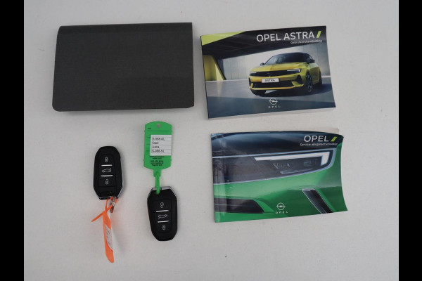 Opel Astra 1.2 Business Edition | Stuur/stoel verwarming | Carplay | Camera | Park assist | Adaptive cruise | Navigatie | Virtueel dashboard