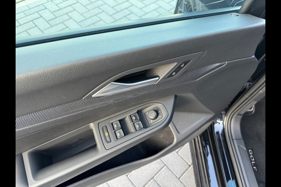 Volkswagen Golf 2.0 TSI GTI CLUBSPORT|PANO|AKRA|LEDER|HuD|IQ|BOMVOL