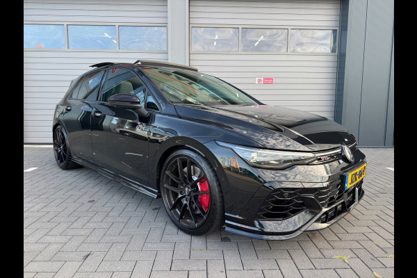 Volkswagen Golf 2.0 TSI GTI CLUBSPORT|PANO|AKRA|LEDER|HuD|IQ|BOMVOL