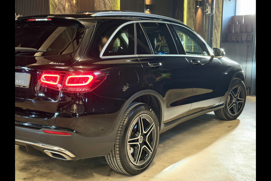 Mercedes-Benz GLC 300e 4MATIC AMG Line|Pano|Trekhaak|Camera