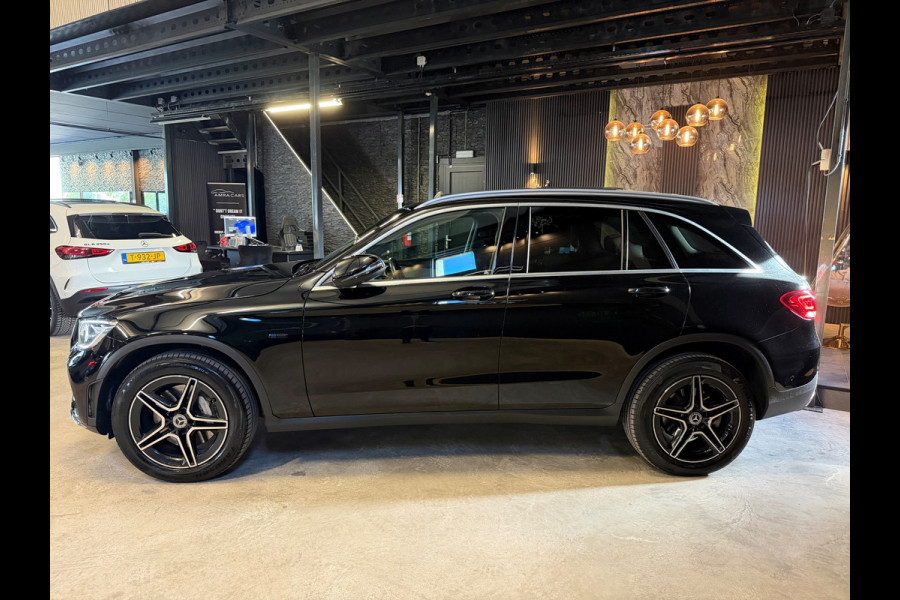 Mercedes-Benz GLC 300e 4MATIC AMG Line|Pano|Trekhaak|Camera