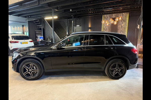 Mercedes-Benz GLC 300e 4MATIC AMG Line|Pano|Trekhaak|Camera