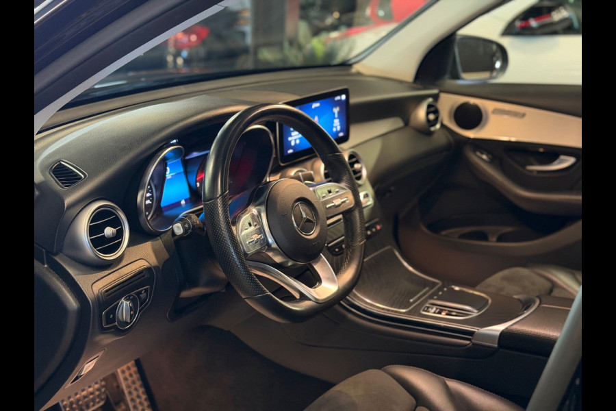Mercedes-Benz GLC 300e 4MATIC AMG Line|Pano|Trekhaak|Camera