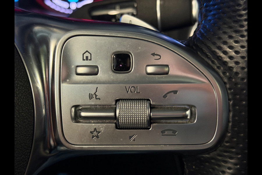 Mercedes-Benz GLC 300e 4MATIC AMG Line|Pano|Trekhaak|Camera