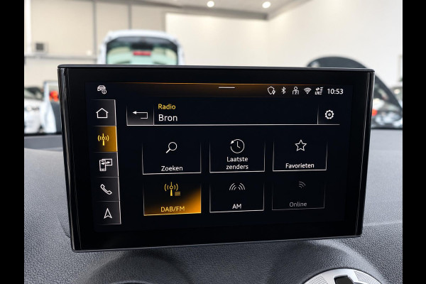 Audi Q2 35 TFSI S Edition Leder Airco Navi Carplay PDC Full LED Adaptive Cruise Control 17" LM Velgen Comfort Pack Privacy Glass