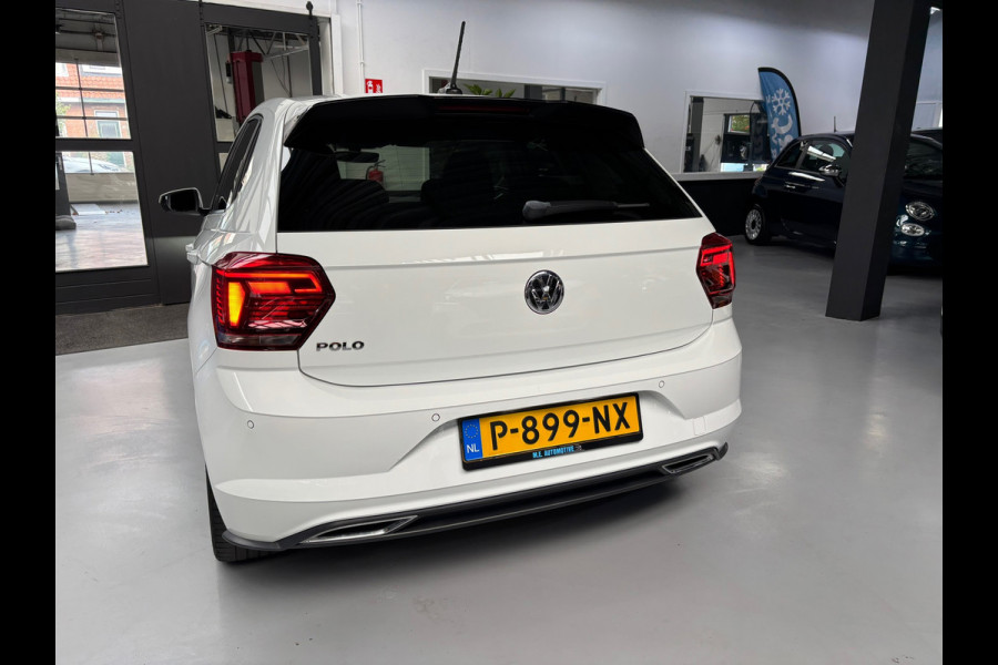 Volkswagen Polo 1.0 TSI Highline Business R / Carplay