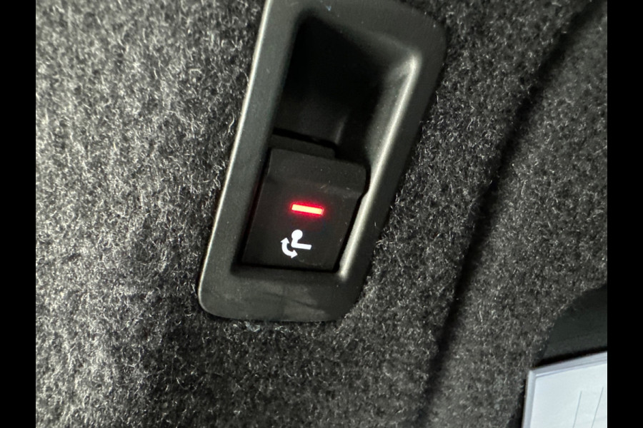 Audi A5 Sportback 40 TFSI S edition Competition Camera|Keyless|Trekhaak