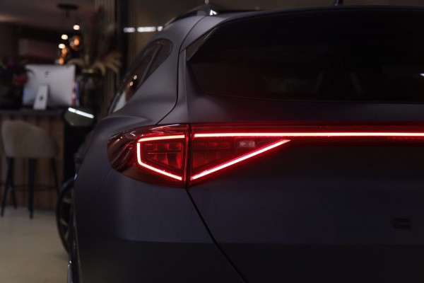 CUPRA Formentor 1.4 e-Hybrid VZ Copper Edition Performance 245PK PANO/LEER/CAMERA/SFEERV/MEMORY/BOMVOL