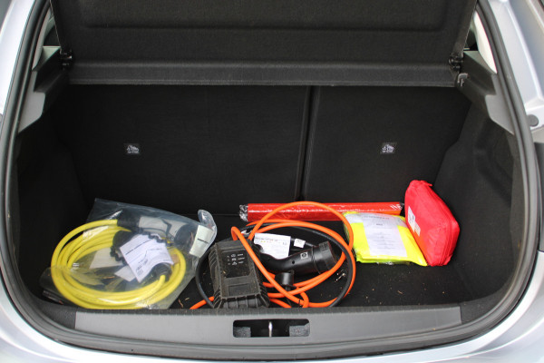 Opel CORSA-E Business Edition 50 kWh | Camera | BLIS | Camera | Dealer onderhouden