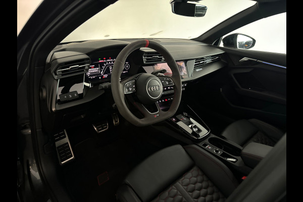 Audi RS3 Sportback 2.5 TFSI quattro Pano|Memory|HuD|B&O|Keyless|360