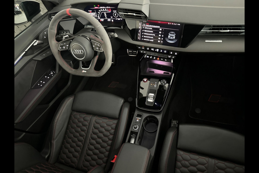 Audi RS3 Sportback 2.5 TFSI quattro Pano|Memory|HuD|B&O|Keyless|360