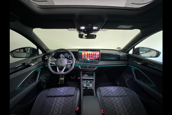 Volkswagen Tiguan 1.5 eHybrid R-Line Business Pano|H/K|Massage|HuD|Trekhaak