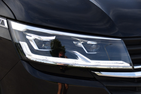 Volkswagen Transporter 2.0 TDI L2H1 30 Bulli Virtual, Cruise, Camera, Carplay, LED, Automaat, 150pk, Multimedia, Sensoren, Airco, Uniek!