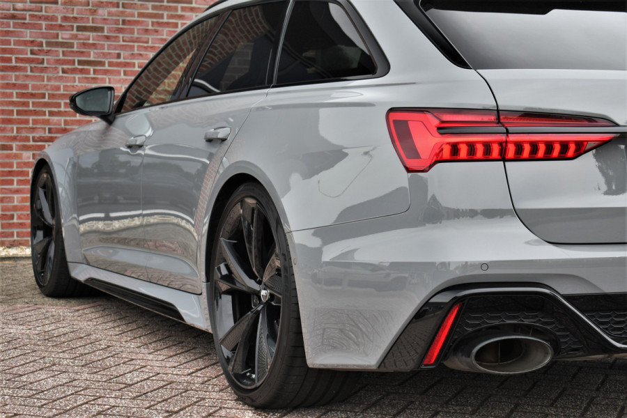 Audi RS6 Avant 4.0 TFSI quattro Nardo Ceramic Pano Trekh Sportuitl HUD ACC Dynamic+ 4WS