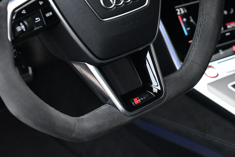 Audi RS6 Avant 4.0 TFSI quattro Nardo Ceramic Pano Trekh Sportuitl HUD ACC Dynamic+ 4WS
