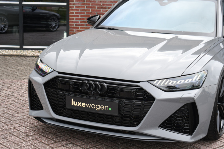 Audi RS6 Avant 4.0 TFSI quattro Nardo Ceramic Pano Trekh Sportuitl HUD ACC Dynamic+ 4WS