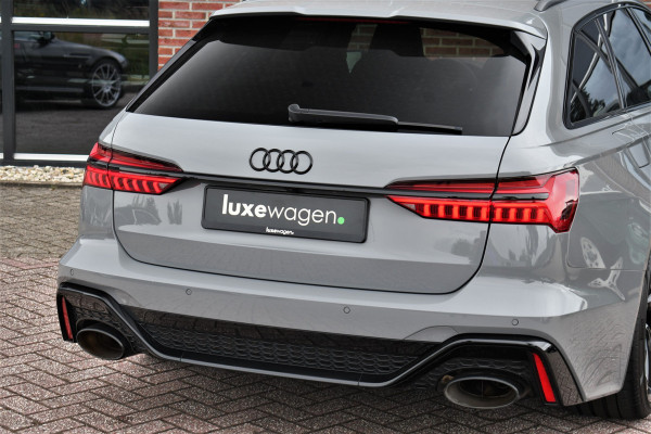 Audi RS6 Avant 4.0 TFSI quattro Nardo Ceramic Pano Trekh Sportuitl HUD ACC Dynamic+ 4WS
