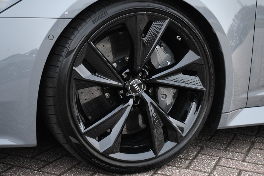 Audi RS6 Avant 4.0 TFSI quattro Nardo Ceramic Pano Trekh Sportuitl HUD ACC Dynamic+ 4WS