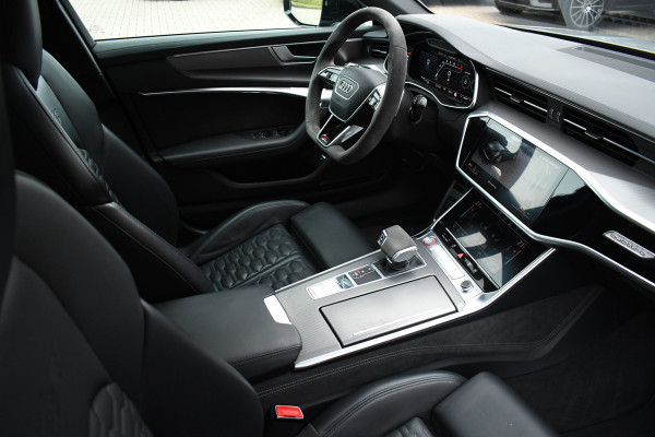 Audi RS6 Avant 4.0 TFSI quattro Nardo Ceramic Pano Trekh Sportuitl HUD ACC Dynamic+ 4WS