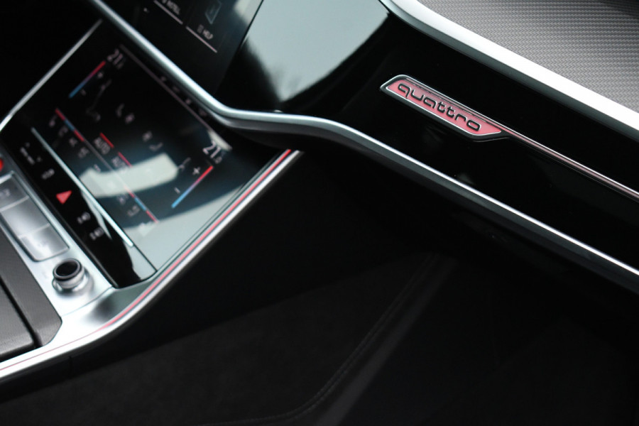 Audi RS6 Avant 4.0 TFSI quattro Nardo Ceramic Pano Trekh Sportuitl HUD ACC Dynamic+ 4WS