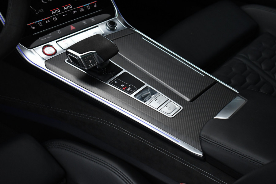 Audi RS6 Avant 4.0 TFSI quattro Nardo Ceramic Pano Trekh Sportuitl HUD ACC Dynamic+ 4WS
