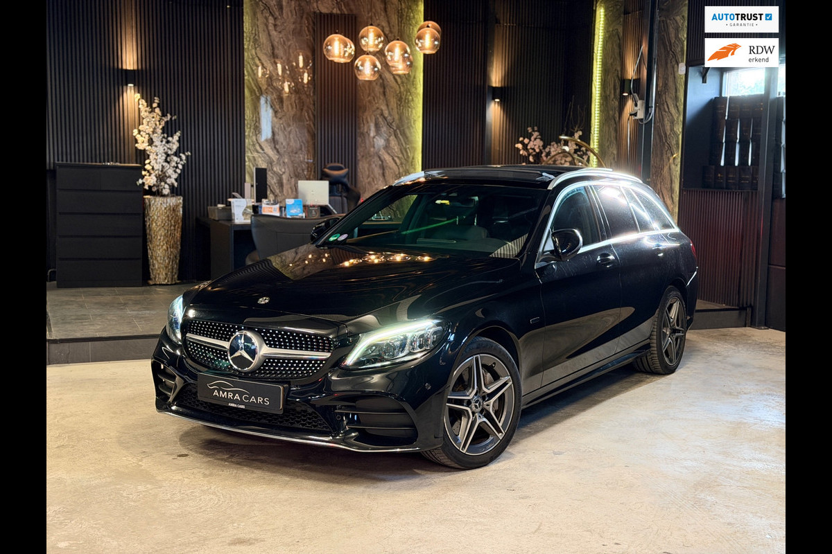 Mercedes-Benz C-Klasse Estate 300 e AMG Line|Pano|Sfeer|Bomvol!