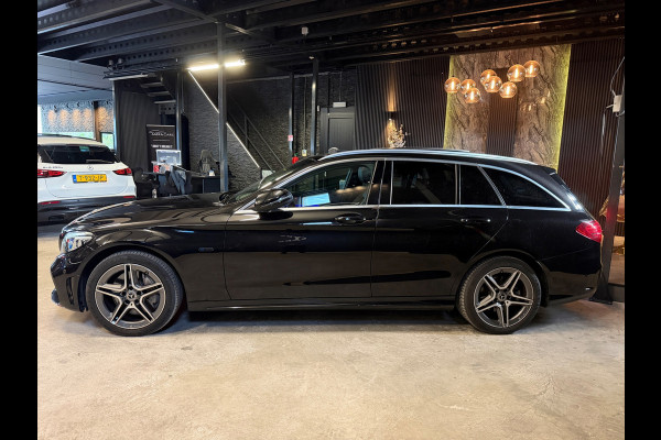 Mercedes-Benz C-Klasse Estate 300 e AMG Line|Pano|Sfeer|Bomvol!