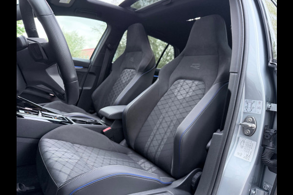 Volkswagen Golf 1.5 eTSI R-Line Pano/HuD/IQ.Light/Camera