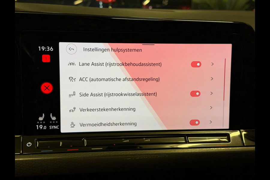 Volkswagen Golf 2.0 TSI GTI Perfomance|PANO|BOMVOL!