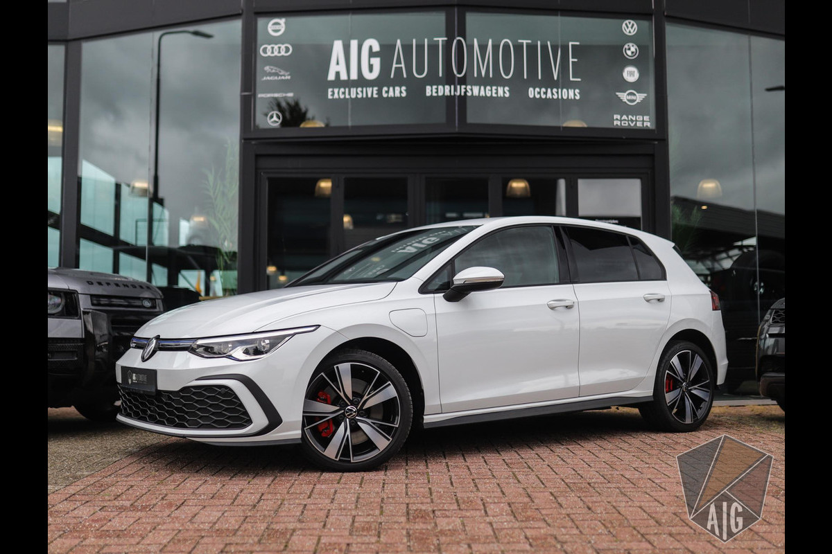 Volkswagen Golf 1.4 eHybrid GTE | Stoel/Stuurverw. | Carplay | IQ Light | PDC | 3-Zone Airco