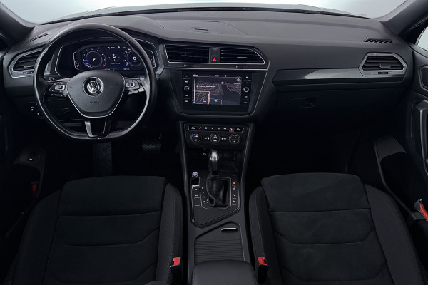 Volkswagen Tiguan Allspace 1.5 TSI Highline Business R 7p (PANORAMADAK, STOELVERWARMING, CAMERA, NAVIGATIE)