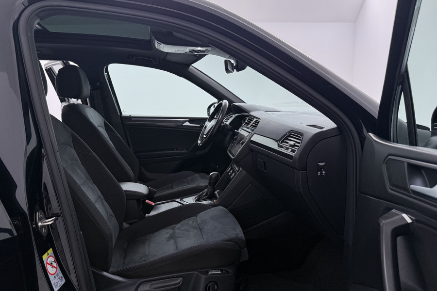 Volkswagen Tiguan Allspace 1.5 TSI Highline Business R 7p (PANORAMADAK, STOELVERWARMING, CAMERA, NAVIGATIE)
