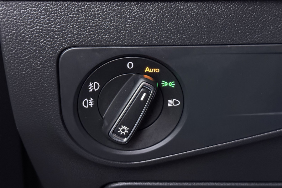 Volkswagen Tiguan Allspace 1.5 TSI Highline Business R 7p (PANORAMADAK, STOELVERWARMING, CAMERA, NAVIGATIE)