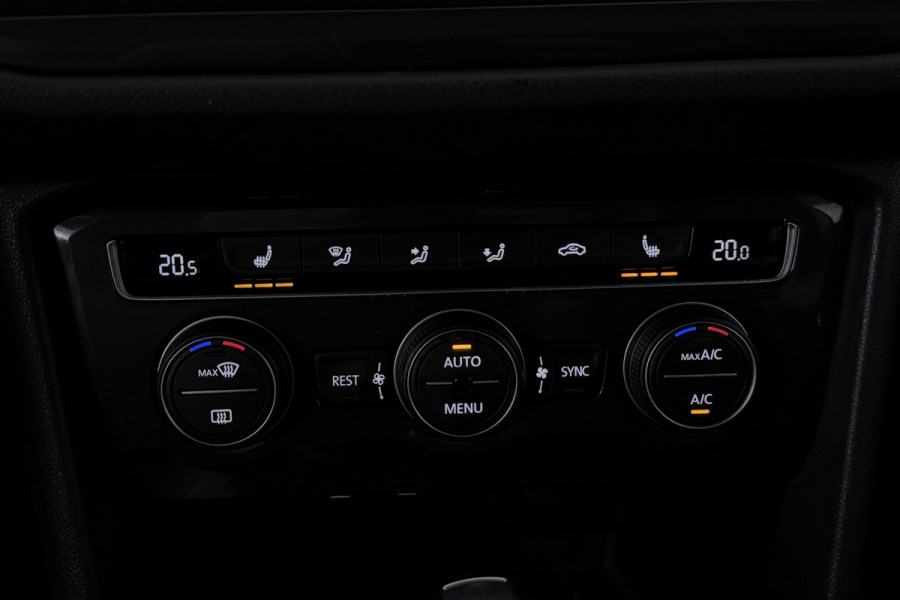 Volkswagen Tiguan Allspace 1.5 TSI Highline Business R 7p (PANORAMADAK, STOELVERWARMING, CAMERA, NAVIGATIE)
