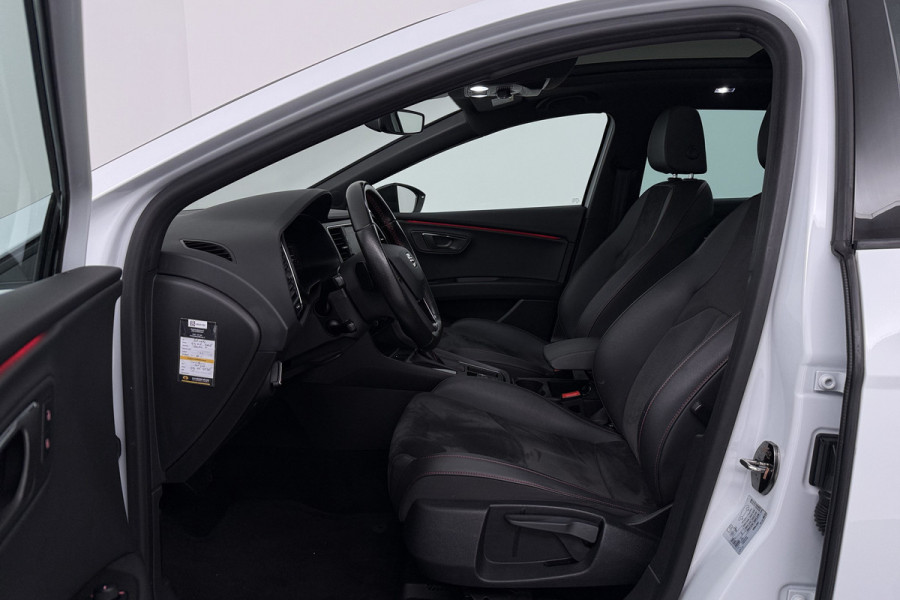 Seat Leon ST 1.5 TSI FR Ultimate Edition Black (PANORAMADAK, STOELVERWARMING, TREKHAAK AF, BEATS AUDIO, DIGITALE COCKPIT)