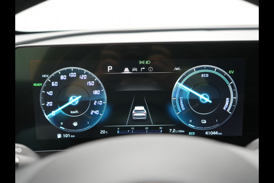 Kia Sportage 1.6 T-GDi PHEV AWD DynamicPlusLine 265pk Dealer O.H | Trekhaak Afn. | Panodak | Adaptive Cruise | 360 Camera | Harman / Kardon | Lederen Sportstoelen Memory & Ventilatie | Keyless | Apple Carplay | Blis | Stoelen & Stuur Verwarmd | Virtual | Navigatie | 19"L.M | Plug In Hybrid