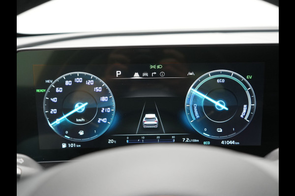 Kia Sportage 1.6 T-GDi PHEV AWD DynamicPlusLine 265pk Dealer O.H | Trekhaak Afn. | Panodak | Adaptive Cruise | 360 Camera | Harman / Kardon | Lederen Sportstoelen Memory & Ventilatie | Keyless | Apple Carplay | Blis | Stoelen & Stuur Verwarmd | Virtual | Navigatie | 19"L.M | Plug In Hybrid