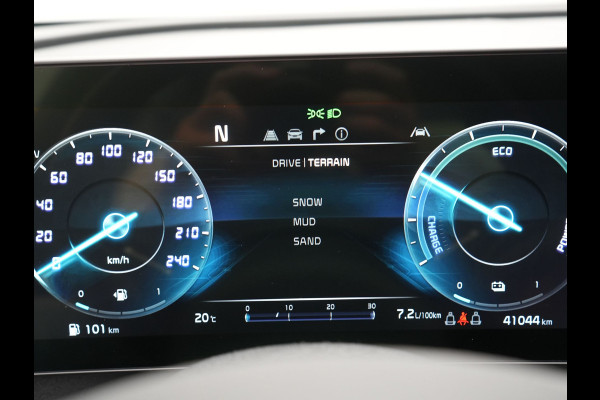 Kia Sportage 1.6 T-GDi PHEV AWD DynamicPlusLine 265pk Dealer O.H | Trekhaak Afn. | Panodak | Adaptive Cruise | 360 Camera | Harman / Kardon | Lederen Sportstoelen Memory & Ventilatie | Keyless | Apple Carplay | Blis | Stoelen & Stuur Verwarmd | Virtual | Navigatie | 19"L.M | Plug In Hybrid