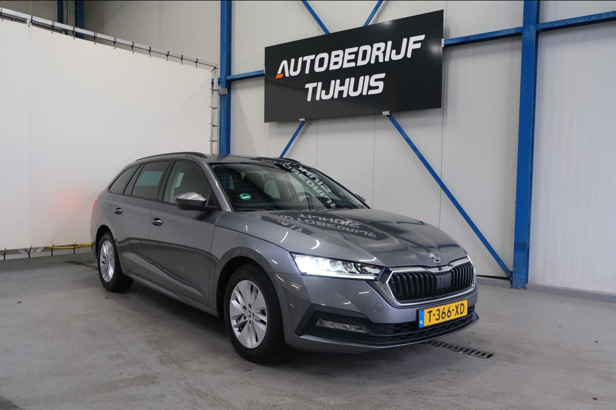 Škoda Octavia Combi 1.0 e-TSI Ambition Automaat - N.A.P. Airco, Cruise, PDC, Navi, Virtual display, Trekhaak.