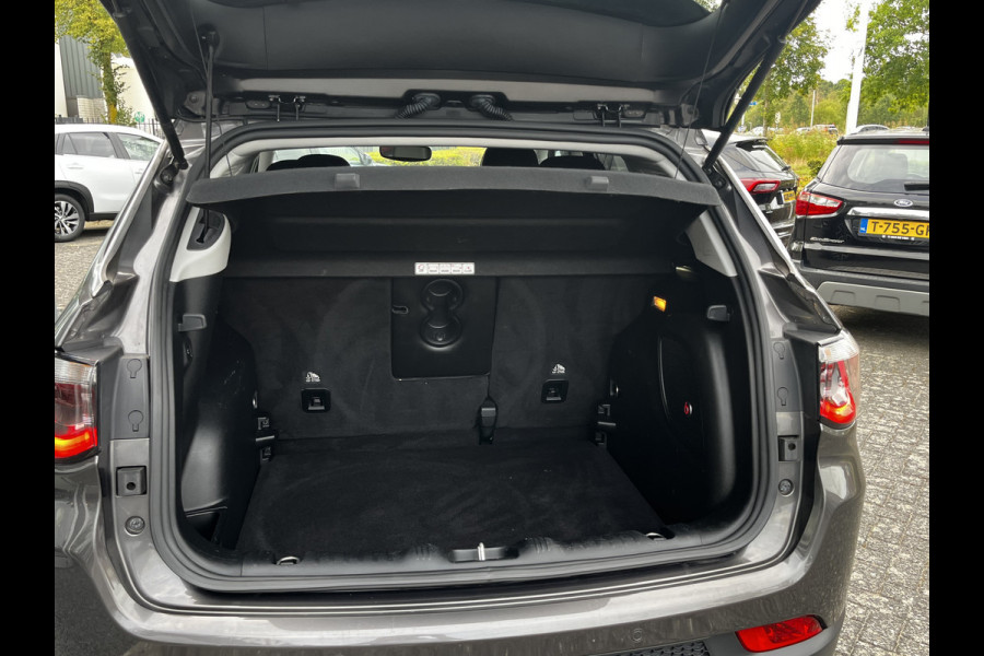 Jeep Compass 1.4 MultiAir Limited 4x4 170pk/125kW Automaat 9-traps | ACC | Elektr. achterklep | Beats | Apple / Android Carplay | Keyless | Two-tone lak etc. etc.